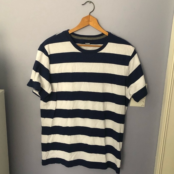 Old Navy Other - 🌈Men’s navy and white striped T-shirt